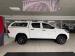 Toyota Hilux 2.4GD-6 double cab 4x4 Raider manual - Thumbnail 3