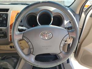 Toyota Fortuner 3.0D-4D 4x4 - Image 8