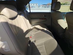 Toyota Fortuner 3.0D-4D 4x4 - Image 18