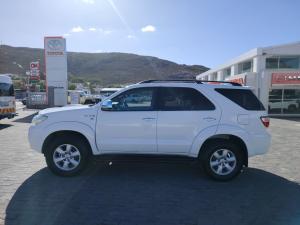 Toyota Fortuner 3.0D-4D 4x4 - Image 23