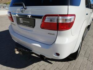 Toyota Fortuner 3.0D-4D 4x4 - Image 25