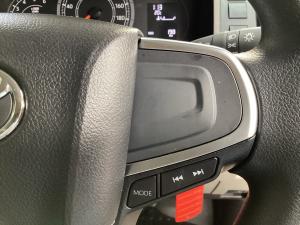 Toyota Quantum 2.8 LWB panel van manual - Image 10