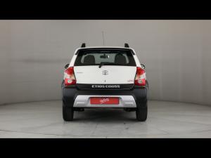Toyota Etios Cross 1.5 Xs - Image 5