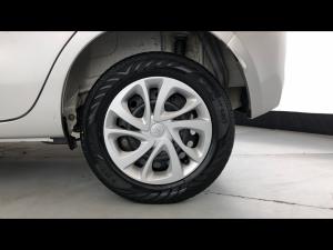 Toyota Vitz 1.0 - Image 19