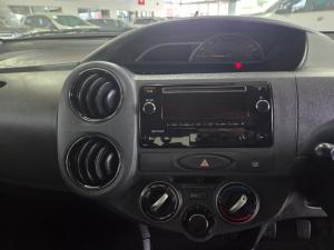 Toyota Etios hatch 1.5 Sport - Image 12
