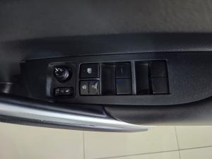 Toyota Corolla Cross 1.8 Hybrid XR - Image 19