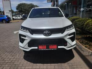 Toyota Fortuner 2.8GD-6 4X4 GR-S automatic - Image 4