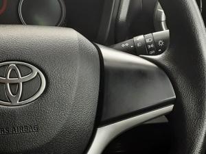 Toyota Vitz 1.0 XR AMT - Image 10
