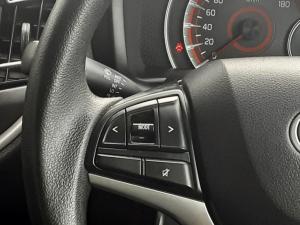 Toyota Vitz 1.0 XR AMT - Image 9