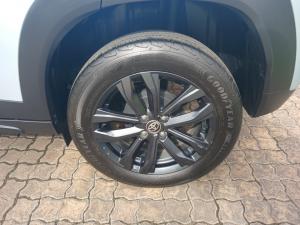 Toyota Starlet Cross 1.5Xs - Image 18