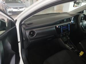 Toyota Corolla Quest Plus 1.8 CVT - Image 13