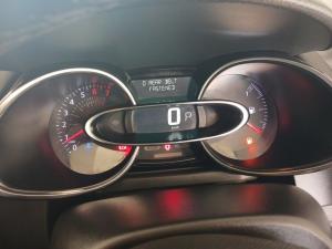 Renault Clio V 1.0T Intens - Image 11