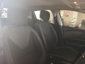 Renault Clio V 1.0T Intens - Image 16
