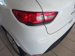 Renault Clio V 1.0T Intens - Image 23