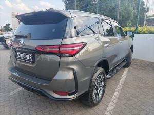 Toyota Fortuner 2.4GD-6 Raised Body automatic - Image 2