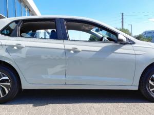 Volkswagen Polo 1.0 TSI - Image 4