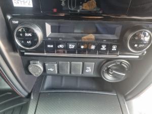 Toyota Fortuner 2.8GD-6 4X4 GR-S automatic - Image 18