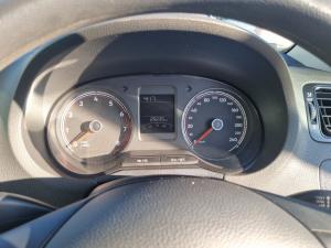Volkswagen Polo Vivo 1.4 Trendline - Image 11
