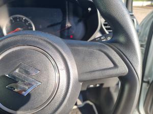 Suzuki Swift 1.2 GL - Image 10