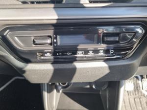 Suzuki Swift 1.2 GL - Image 18