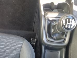 Suzuki Swift 1.2 GL - Image 12