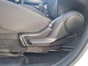 Suzuki Swift 1.2 GL - Image 19
