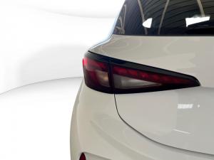 MG MG3 1.5 Comfort manual - Image 17