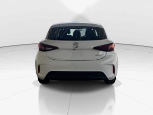 MG MG3 1.5 Comfort manual - Image 6