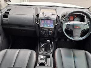 Isuzu D-Max 250 double cab 4x4 X-Rider - Image 13