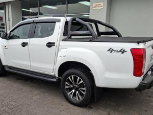 Isuzu D-Max 250 double cab 4x4 X-Rider - Image 3