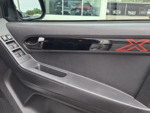 Isuzu D-Max 250 double cab 4x4 X-Rider - Image 9