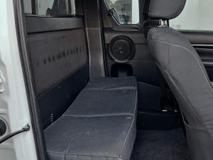 Toyota Hilux 2.8GD-6 Xtra cab 4x4 Legend 50 - Image 10