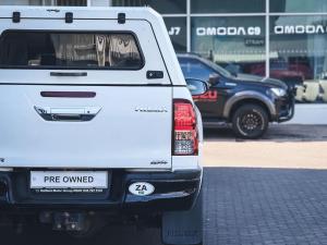 Toyota Hilux 2.8GD-6 Xtra cab 4x4 Legend 50 - Image 12