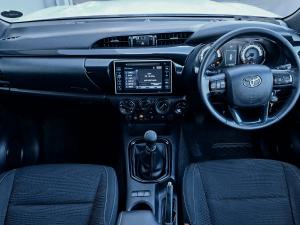 Toyota Hilux 2.8GD-6 Xtra cab 4x4 Legend 50 - Image 13