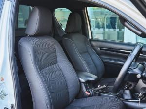 Toyota Hilux 2.8GD-6 Xtra cab 4x4 Legend 50 - Image 17