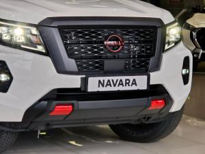 Nissan Navara 2.5DDTi double cab Pro-4X 4x4 - Image 13