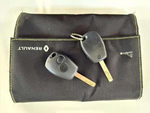 Renault Sandero 900T Stepway - Image 15