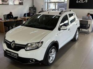 Renault Sandero 900T Stepway - Image 1