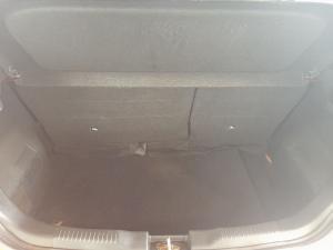 Suzuki Ignis 1.2 GLX manual - Image 11