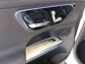 Mercedes-Benz GLC GLC300d coupe 4Matic Avantgarde - Image 15