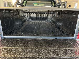 Isuzu D-Max 1.9TD double cab LS auto - Image 10