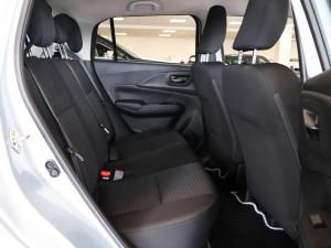 Suzuki Swift 1.2 GLX auto - Image 12