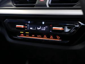 Suzuki Swift 1.2 GLX auto - Image 14