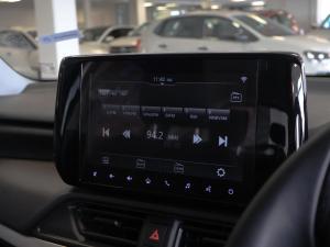 Suzuki Swift 1.2 GLX auto - Image 15