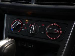 Volkswagen Polo hatch 1.0TSI Highline auto - Image 11