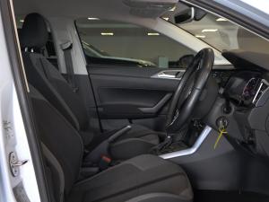 Volkswagen Polo hatch 1.0TSI Highline auto - Image 14
