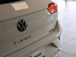 Volkswagen T-Roc 2.0TSI 140kW 4Motion R-Line - Image 8