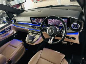 Mercedes-Benz V-Class V300d Exclusive - Image 4