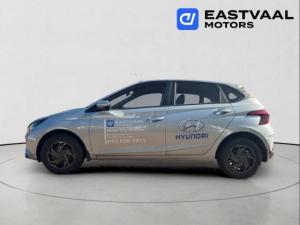 Hyundai i20 1.2 Premium - Image 4