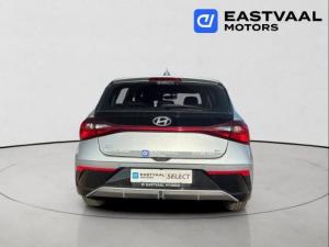 Hyundai i20 1.2 Premium - Image 6